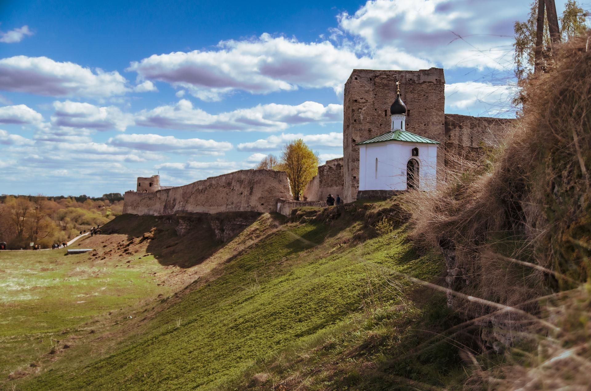 СТАРЫЙ ИЗБОРСК & ПЕЧОРЫ