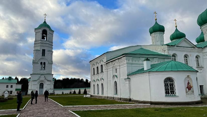 Тур «Петербург и Летние хиты с понедельника»