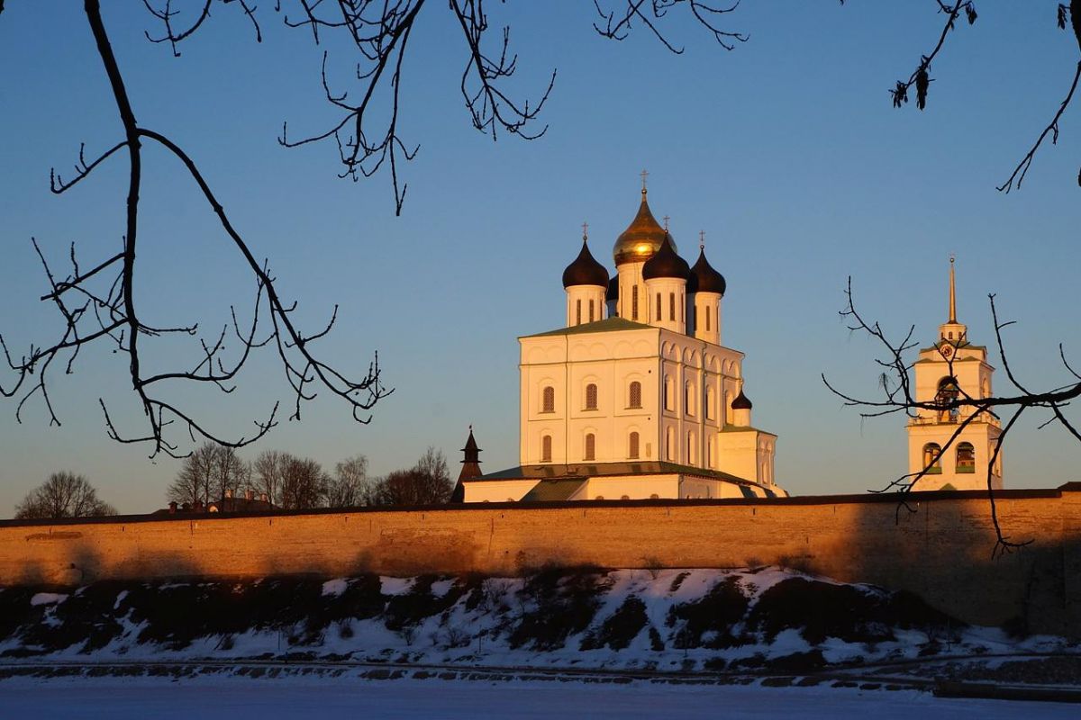 Зимние каникулы с отдыхом в Изборске 5 дней