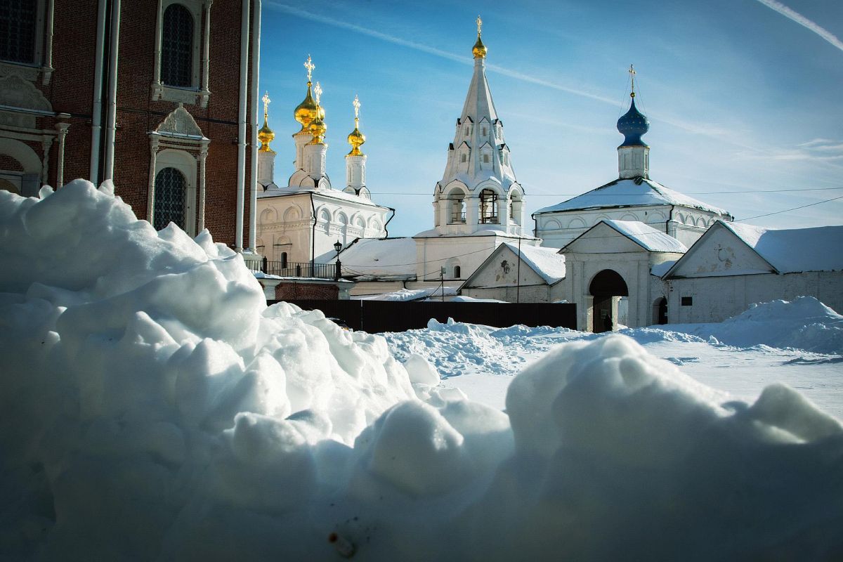 Автобусный тур из Москвы «Царь трапезничать желает, к себе в гости приглашает», 3 дня