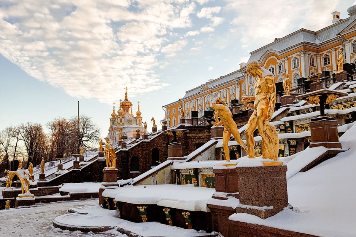 Автобусная экскурсия в Петергоф. Большой дворец