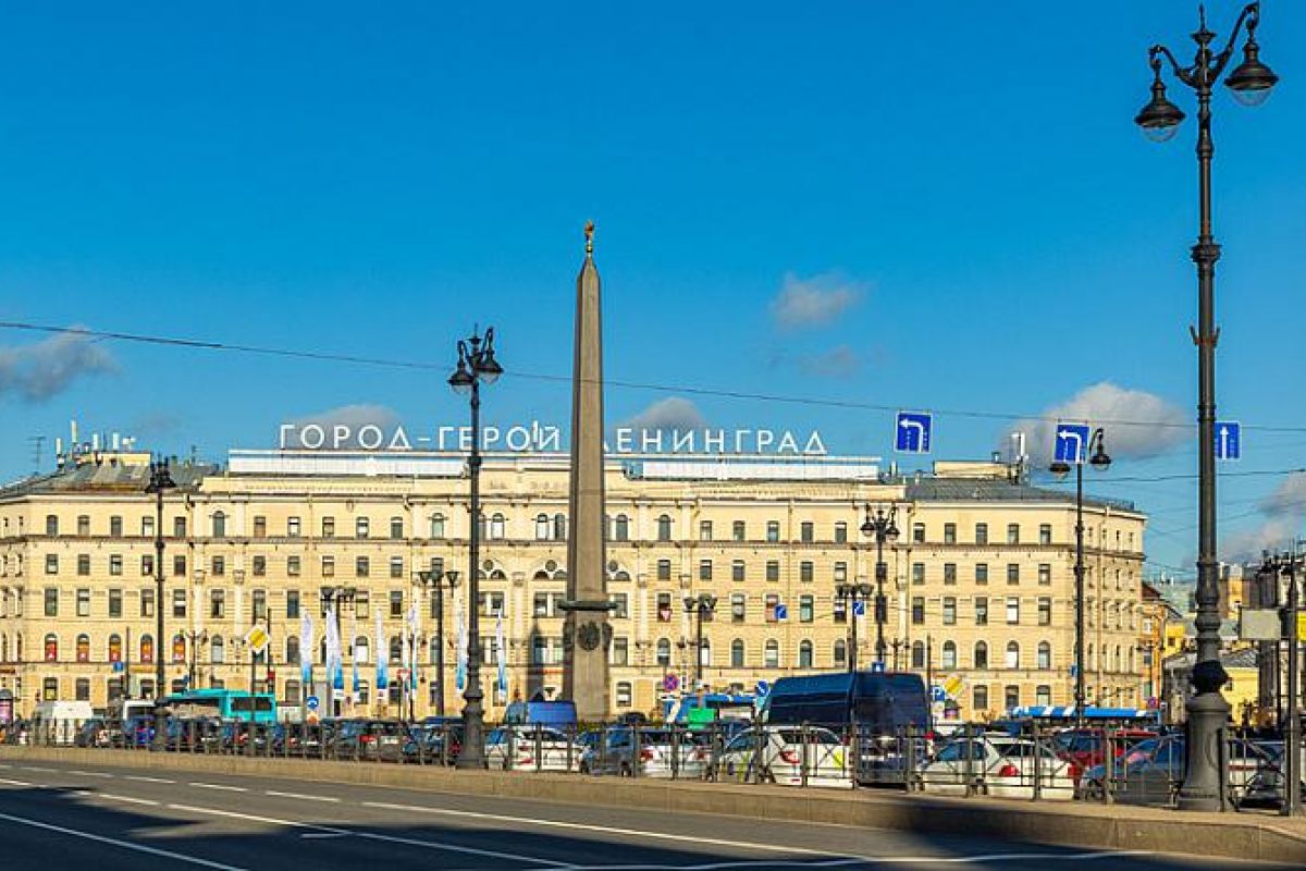 Тур «День Защитника Отечества в Петербурге», 3 дня